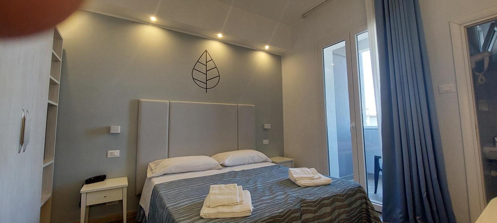 Hotel Caravel Rimini Exterior foto