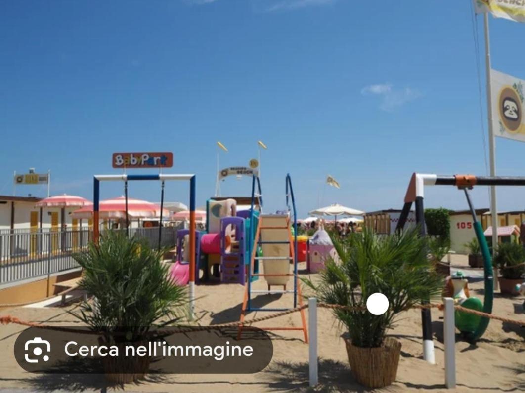 Hotel Caravel Rimini Exterior foto